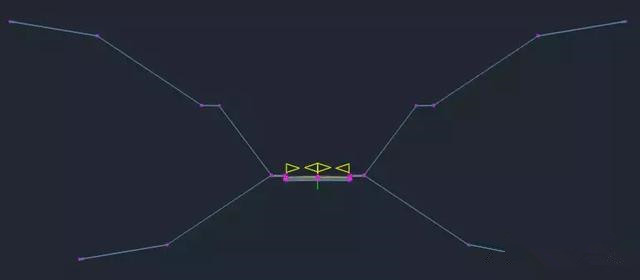 以笔者的经验，若不考虑自己创建装配，则车道超高旋转轴、基本路缘、城市人行道、常规边坡及边坡台阶几个部件使用频率较高，其组合后效果如下： 道路建模-装配及标签 部件的标签一般在代码集样式里定义，笔者在“标准”的基础上，新建一“市政道路”代码集，导入装配的的代码，并赋予其标签。 按照一般出图习惯，装配上主要应包含的标签为：高程与偏移，坡度。其中高程与偏移应用于点，坡度应用于连接。 道路建模-装配及标签 道路建模-装配及标签 高程与偏移：需指定高程、偏移文本及一纵向直线。文本内容可在特性里指定，文本的高度应根据最终横断面出图比例确定，建议采用1:1000的比例，文字大小采用0.6，调整出图图框大小使得最终横断面图比例为1:200，这样文字看起来大小适中。纵向直线调整其为竖向，其长度根据文字大小调整，若文字为0.6，则长度可取5mm。此标签相对于点是固定的，若两个点比较近则文字容易重叠，这个目前没有较好的解决方法。 坡度：此标签建议分成两类定制，一为比值，适用于边坡坡率；一为百分比，适用于车行道、人行道坡度百分比。边坡坡率可只定义一坡率文本即可，坡度百分比另外还需指定一坡度箭头，箭头方向应设计一表达式定义其旋转方向。 最终效果如下： 道路建模-装配及标签 土木交通解决方案 |公路建模软件推荐——点击申请试用 道路设计BIM软件OpenRoads Designer OpenBridge Modeler三维桥梁建模软件 艾三维技术,用心服务上千家客户,专为客户提供bentley软件,建筑用的bim软件等正版BIM软件出售。 BIM软件免费公开课，bim技术微信交流群，bim学习资料领取请添加微信：18122393143 道路建模-装配及标签
